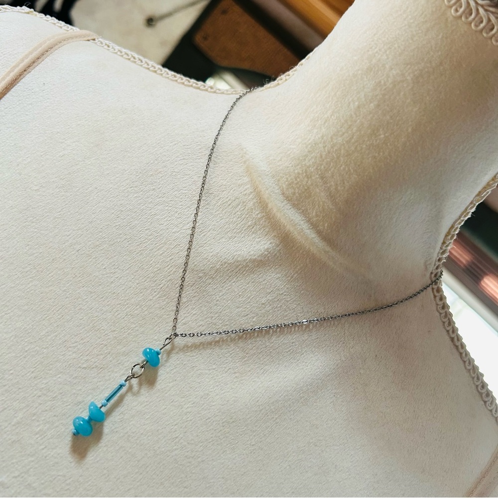 Vintage faux stone drop pendant on chain necklace